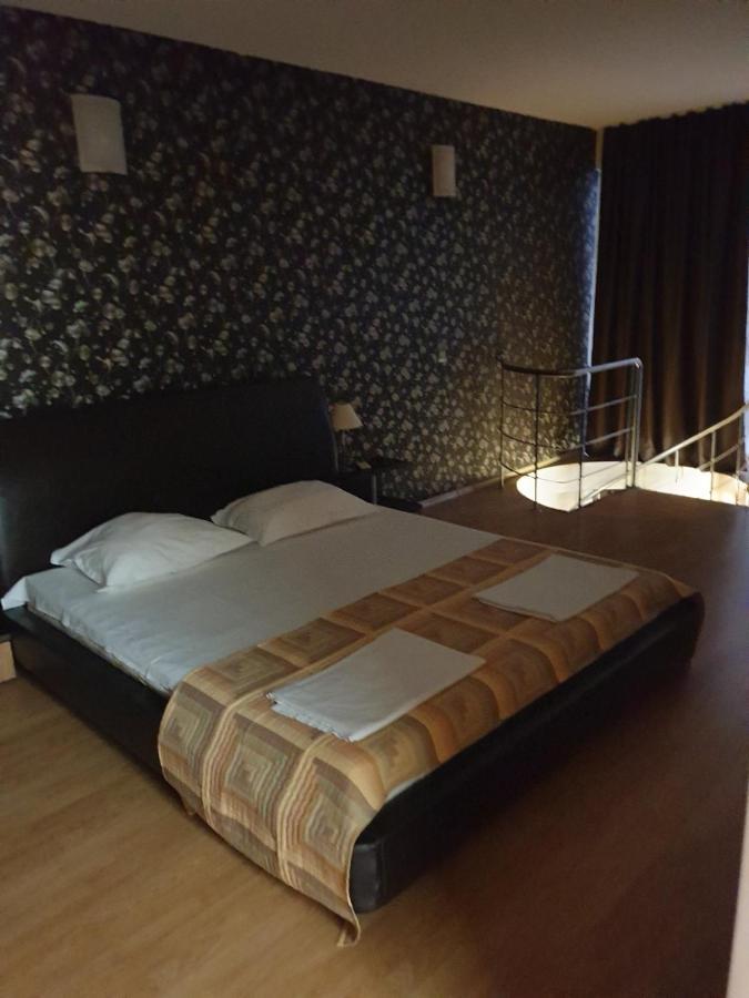 Guest House California Pomorie Exterior foto